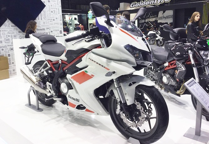 Benelli trinh lang sportbike Tornado 302 moi hinh anh