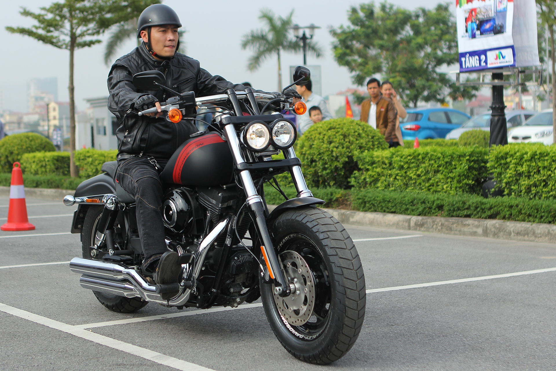 Những bài tập được Harley-Davidson đưa ra rất