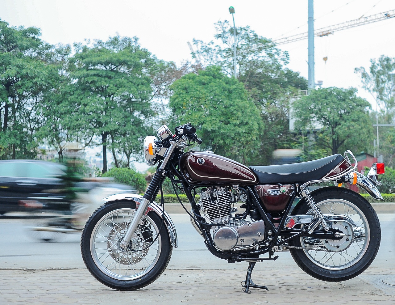 Can canh xe Yamaha 400 phan khoi dang co dien tai Ha Noi hinh anh