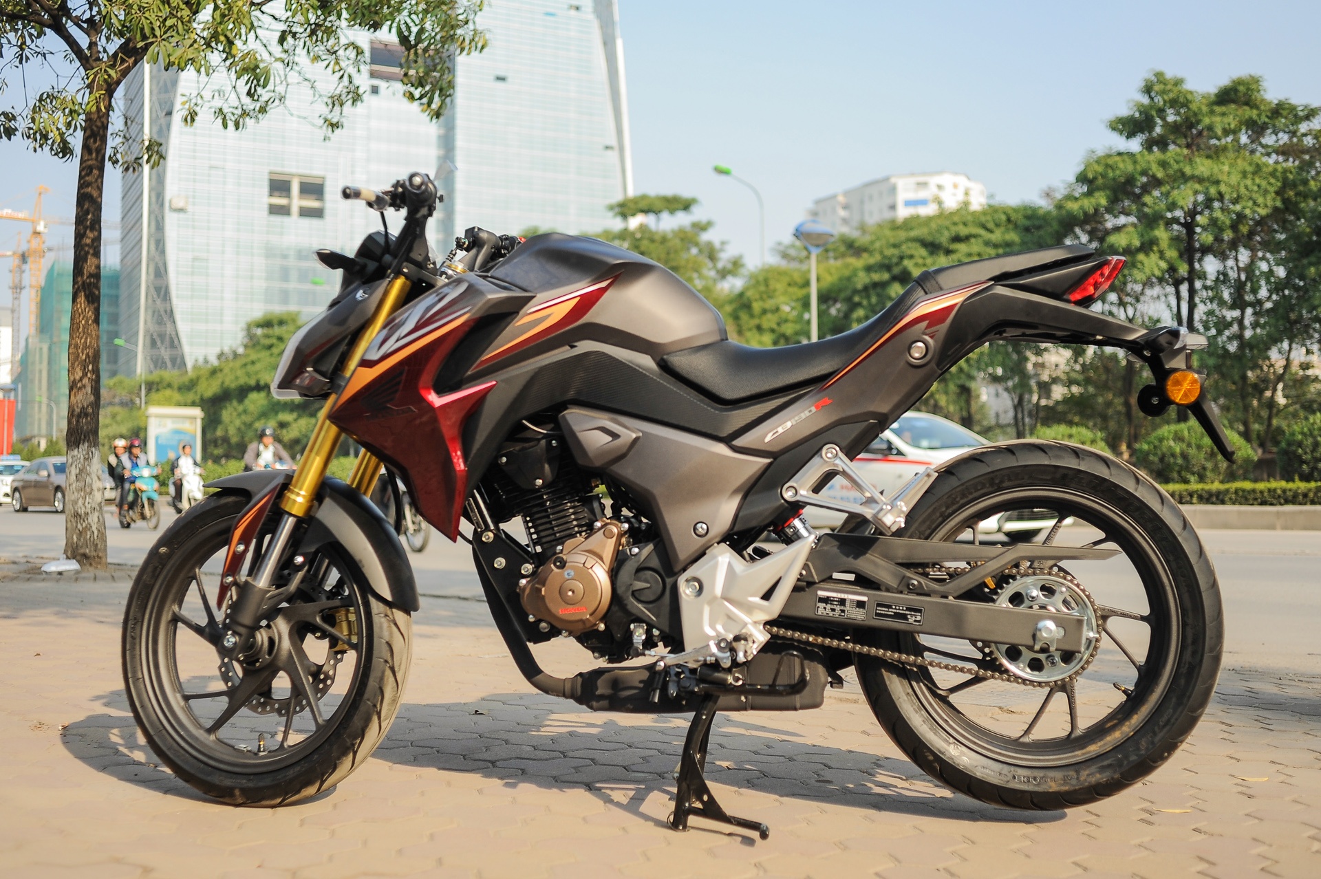 Can canh Honda CB190R gia hon 90 trieu tai Ha Noi hinh anh