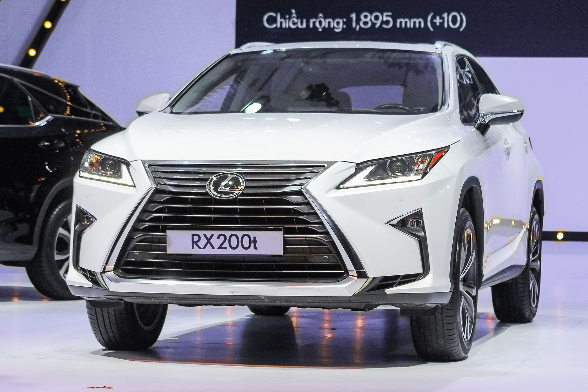 Lexus RX350 va RX200t gia hon 3 ty dong ra mat tai VN hinh anh