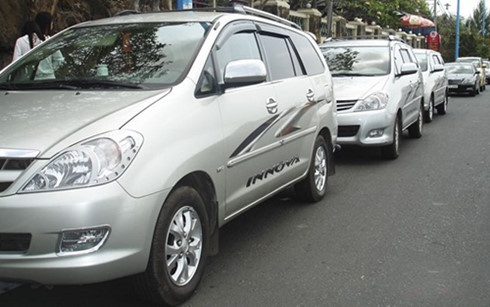 Nhung dieu can luu y khi thue xe oto tu lai dip Tet hinh anh