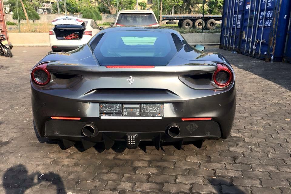 Sieu xe Ferrari 488 GTB dau tien ve Viet Nam hinh anh