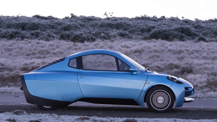 Thu nghiem xe tiet kiem nhien lieu tren duong hinh anh