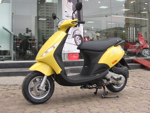 Piaggio Viet Nam trieu hoi hon 1.000 xe Zip hinh anh