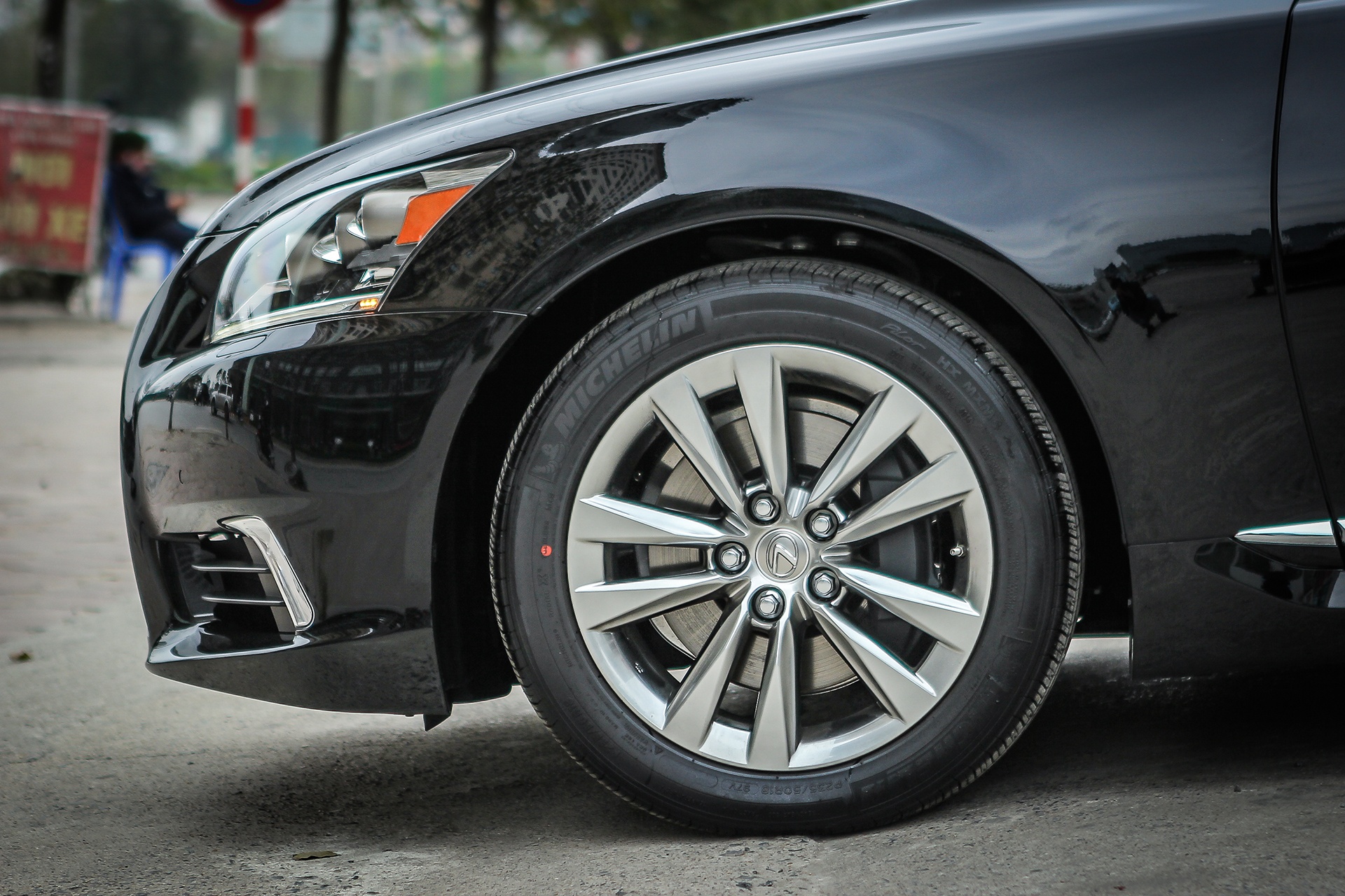 Lexus LS460L 2016 anh 5