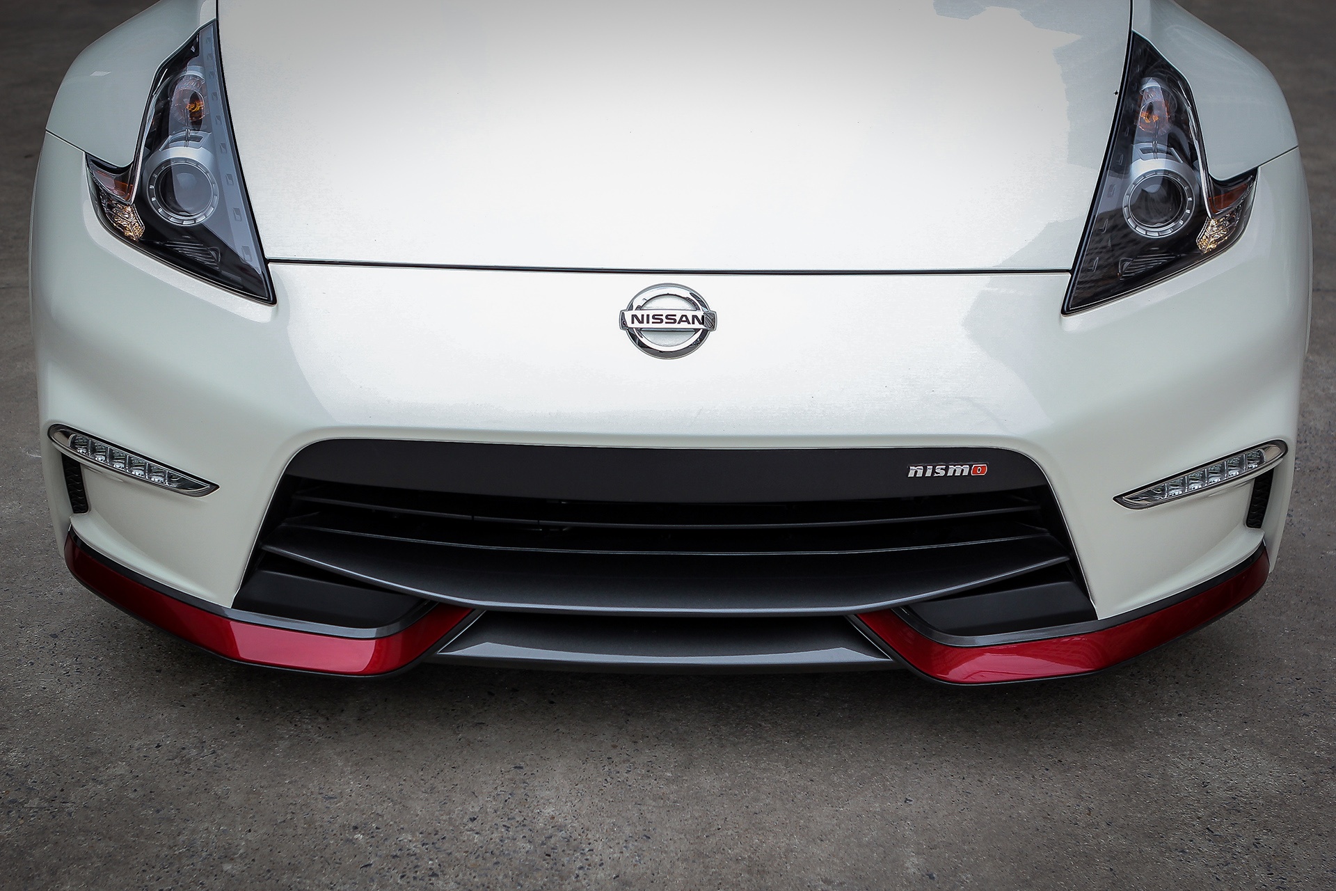 Nissan 370Z NISMO anh 4