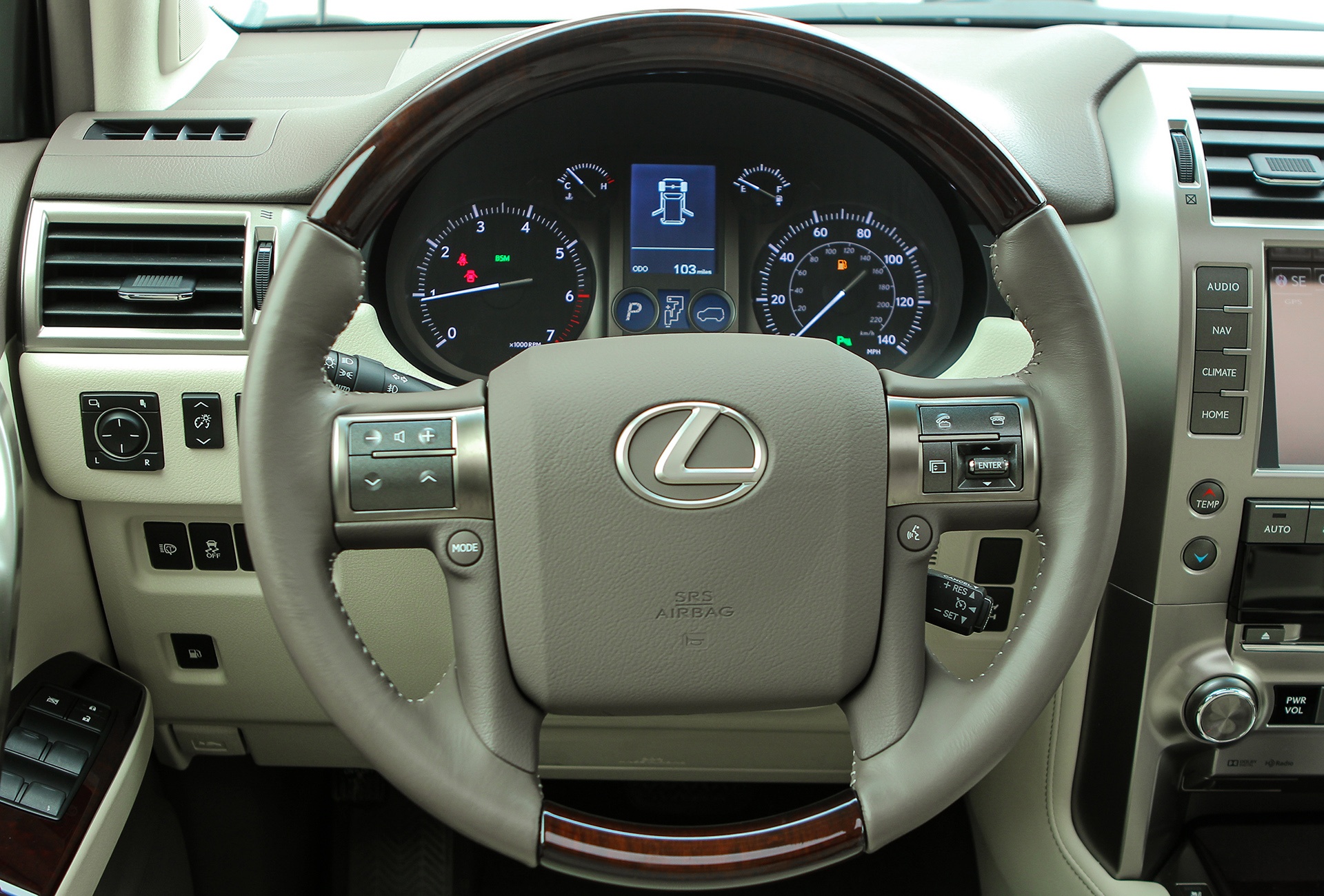 Lexus GX 460 2016 anh 7