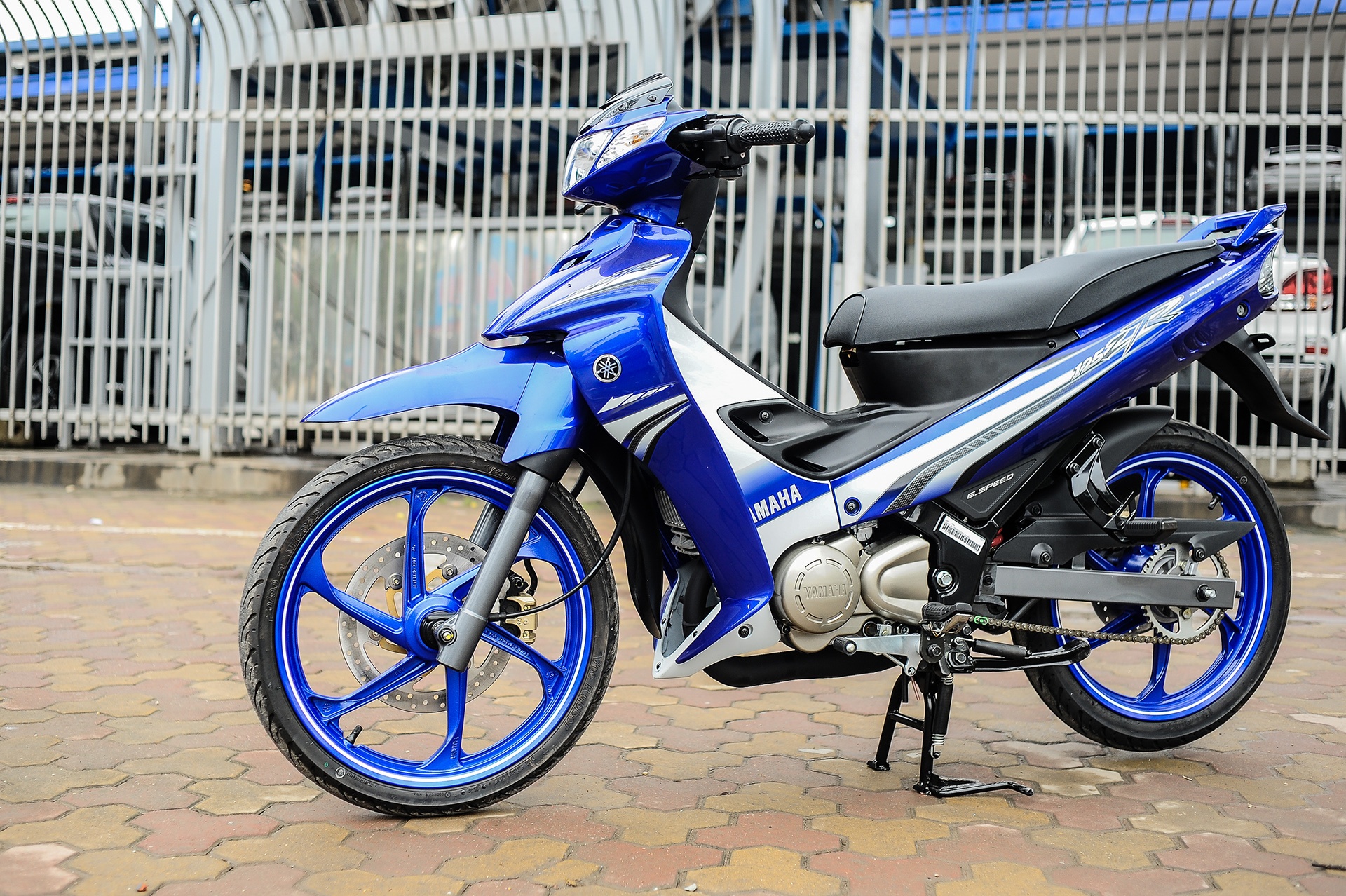 Yamaha 125ZR gia 200 trieu anh 1