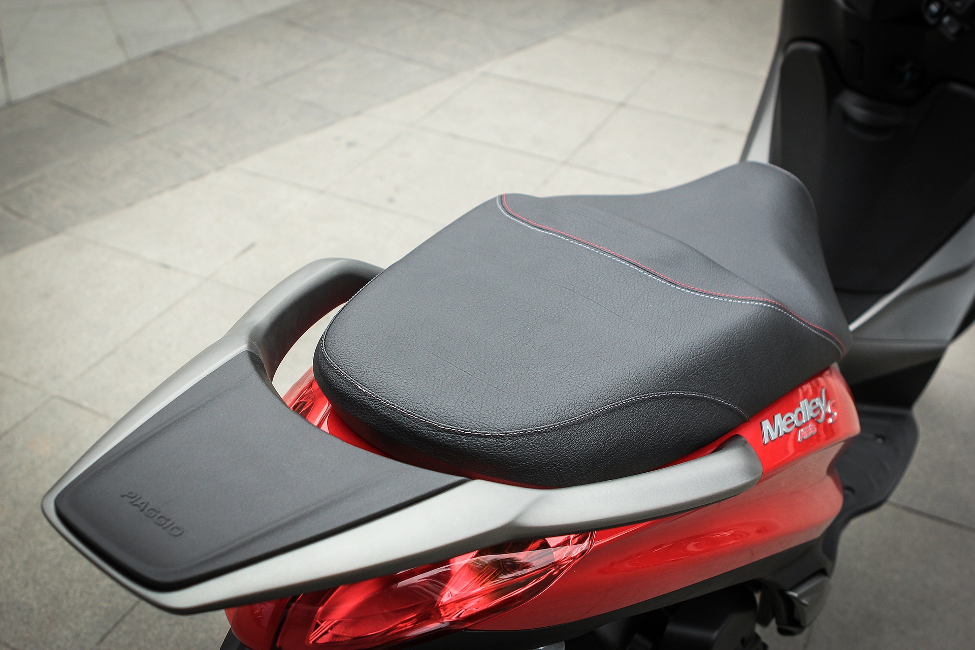 Piaggio Medley ABS chinh hang anh 11