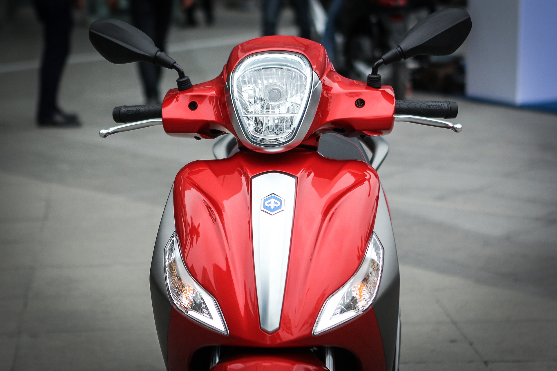 Piaggio Medley ABS chinh hang anh 4