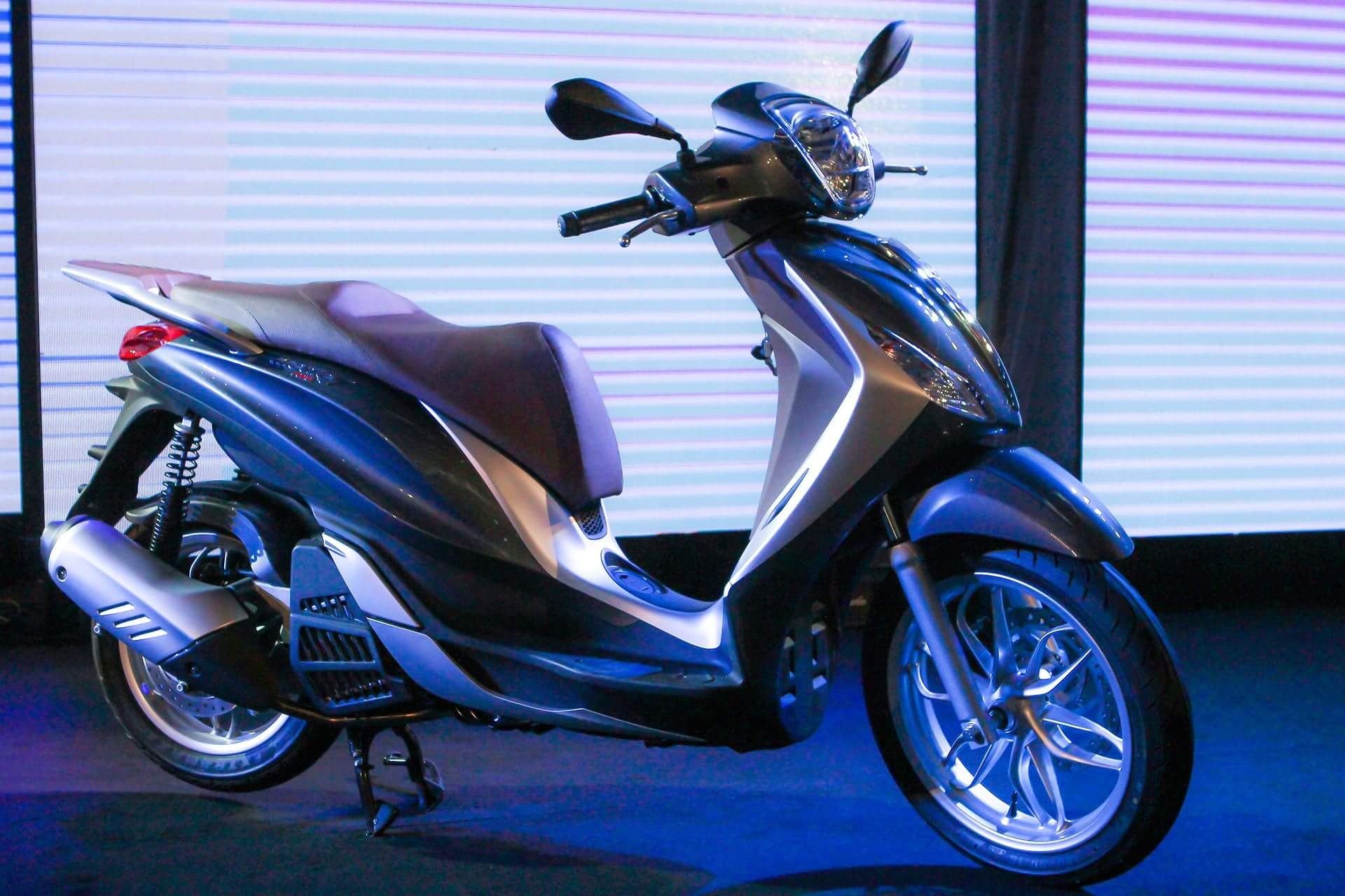 Piaggio Medley ABS ra mắt ảnh 2 Piaggio Medley ABS ra mat anh 2