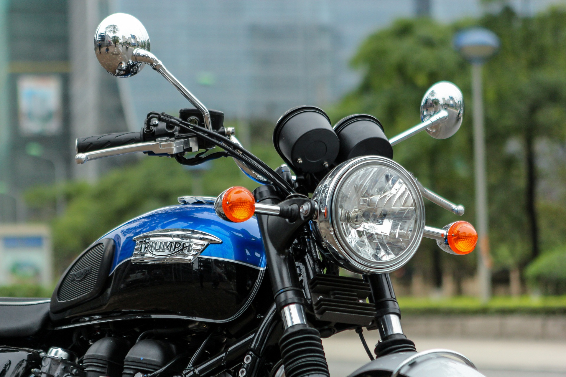Triumph Bonneville T100 2016 tai Ha Noi anh 3