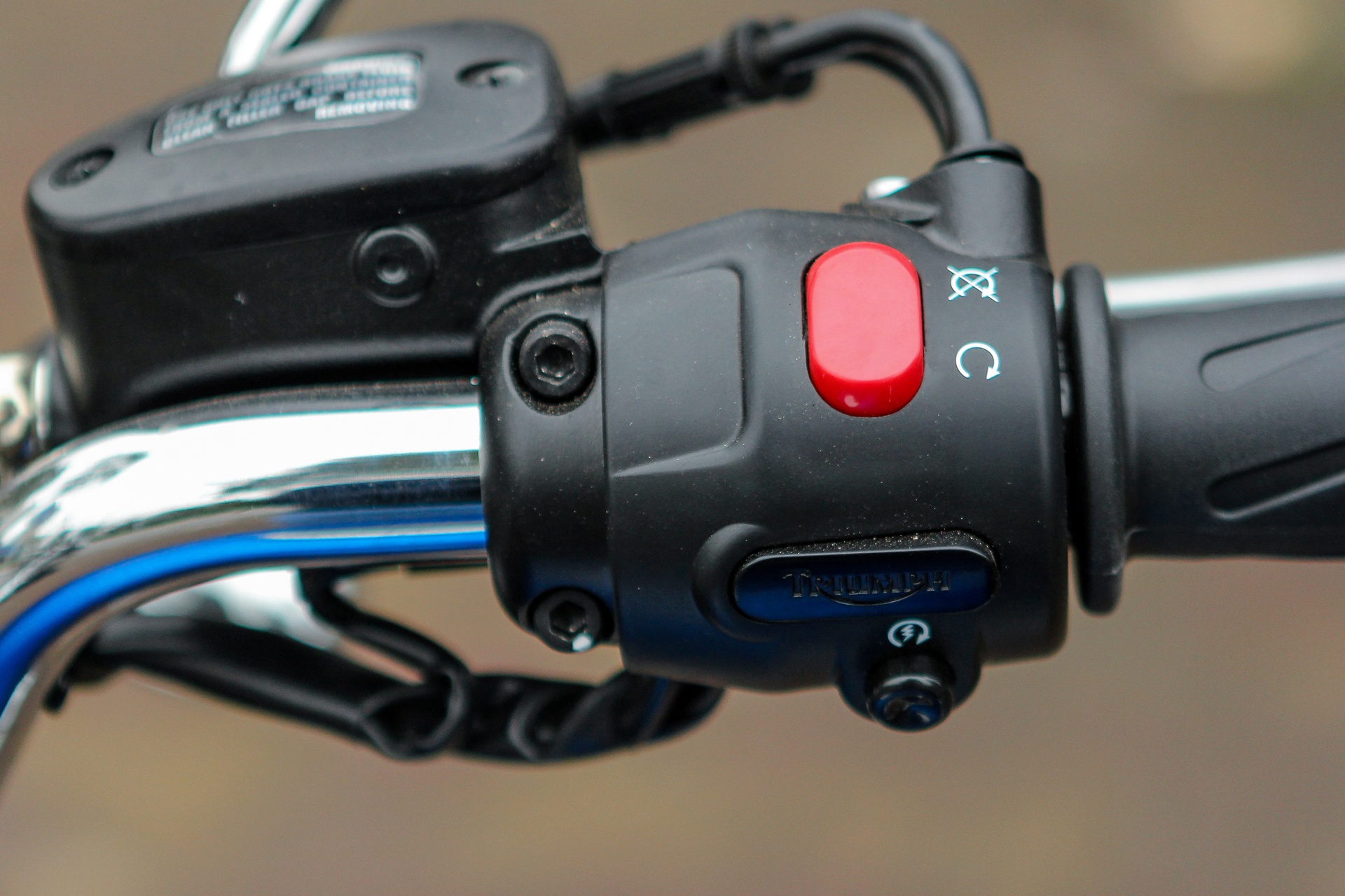 Triumph Bonneville T100 2016 tai Ha Noi anh 6