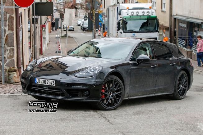 Porsche Panamera the he moi ra mat thang 9 hinh anh