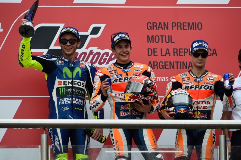 Đội Ducati va chạm tại MotoGP Argentina 2016 ảnh 1 Doi Ducati va cham tai MotoGP Argentina 2016 anh 1
