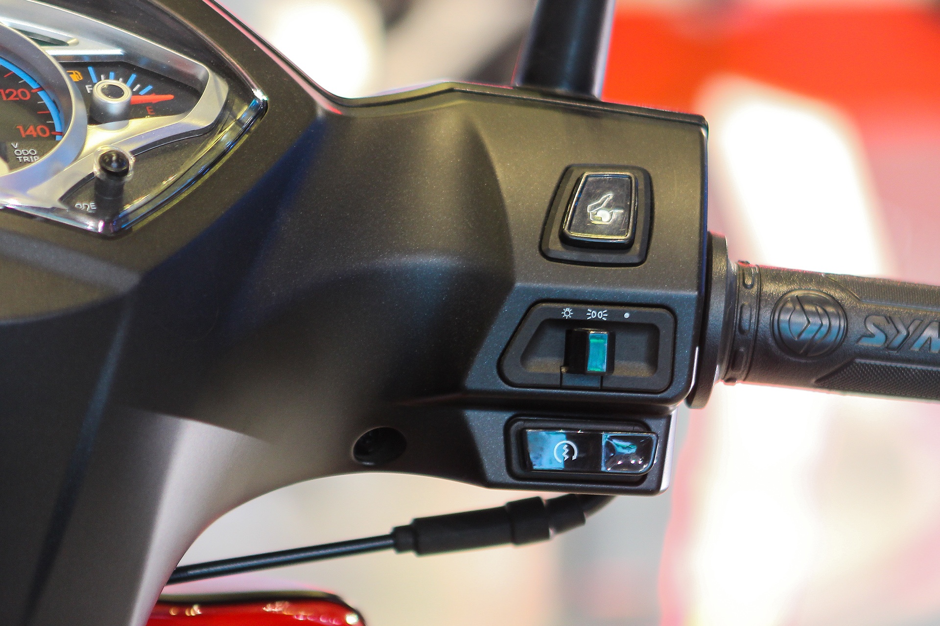 SYM Shark Mini 125 anh 3