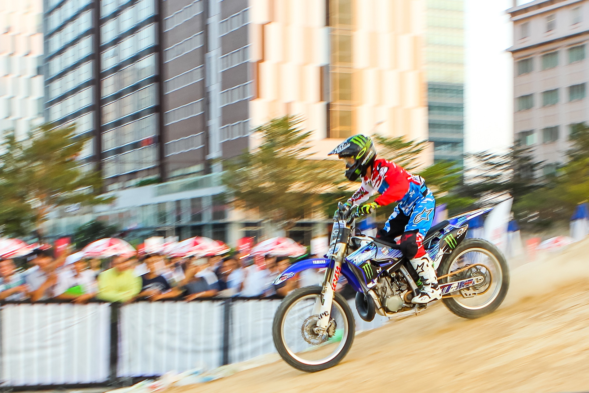 trinh dien moto bay anh 7