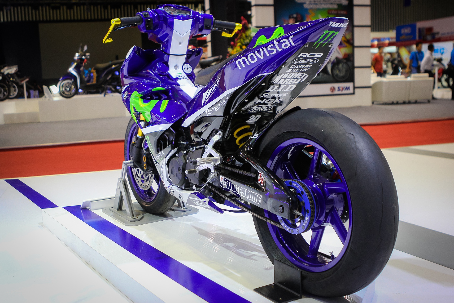 Exciter do M1 do tai trien lam xe may anh 2