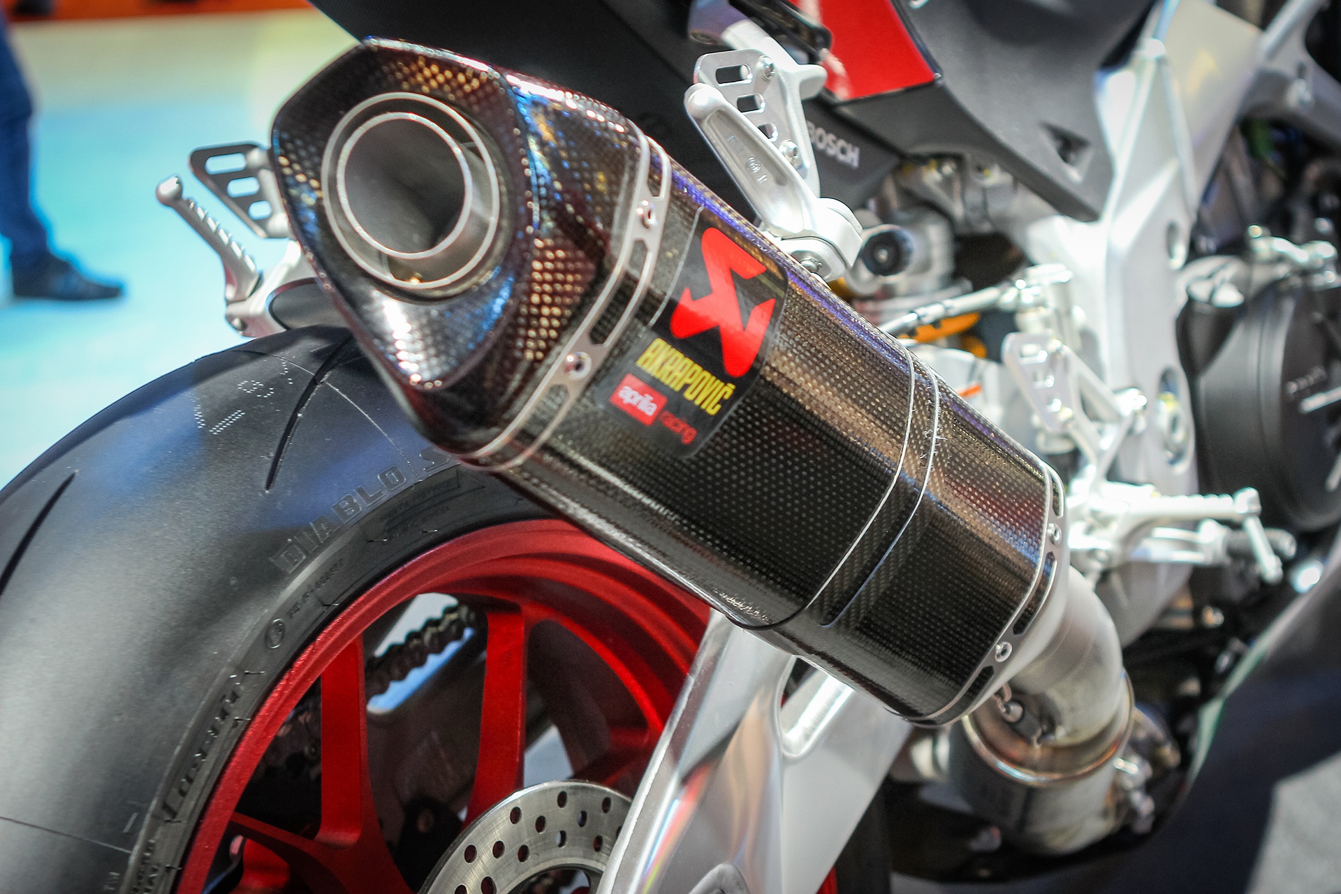 Aprilia RSV4 RF o Viet Nam anh 9