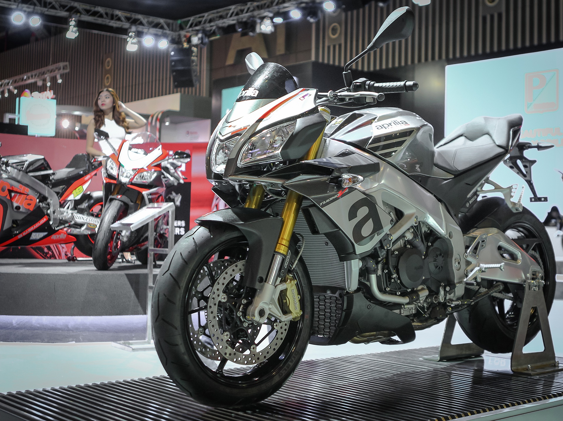 Aprilia Tuono V4 1100 RR tai Viet Nam anh 1