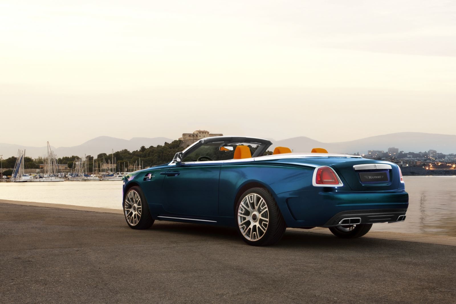 Rolls-Royce Dawn do anh 2