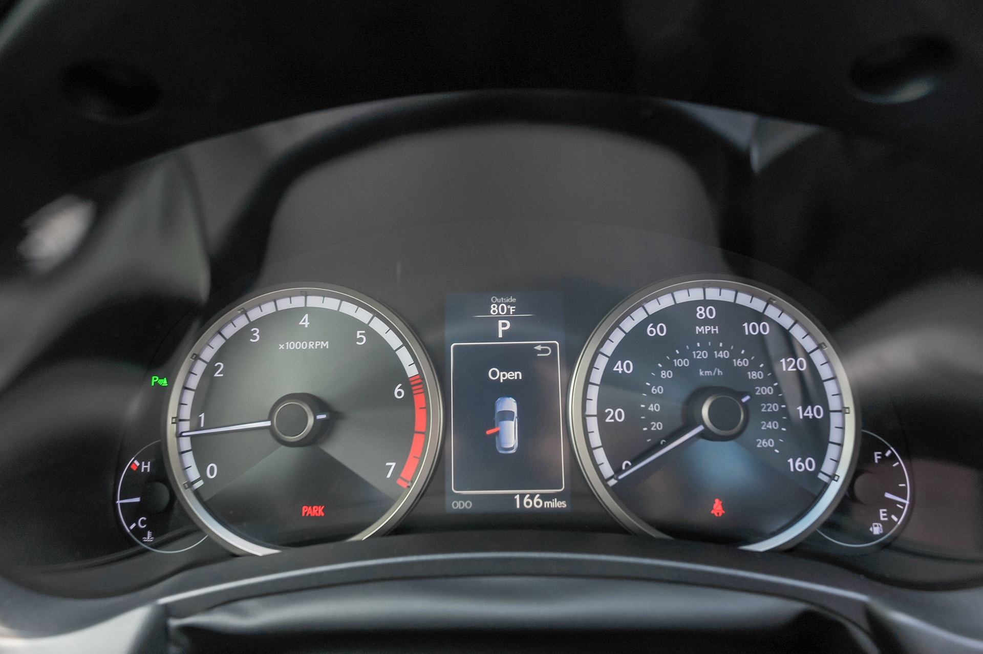 Lexus NX 200t F Sport tai Viet Nam anh 9