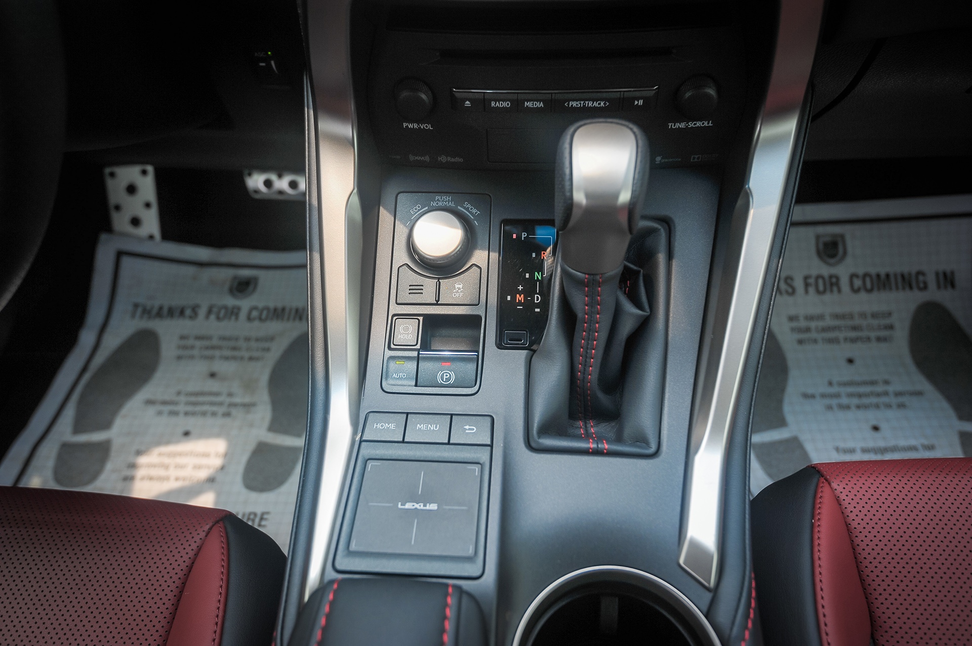 Lexus NX 200t F Sport tai Viet Nam anh 11