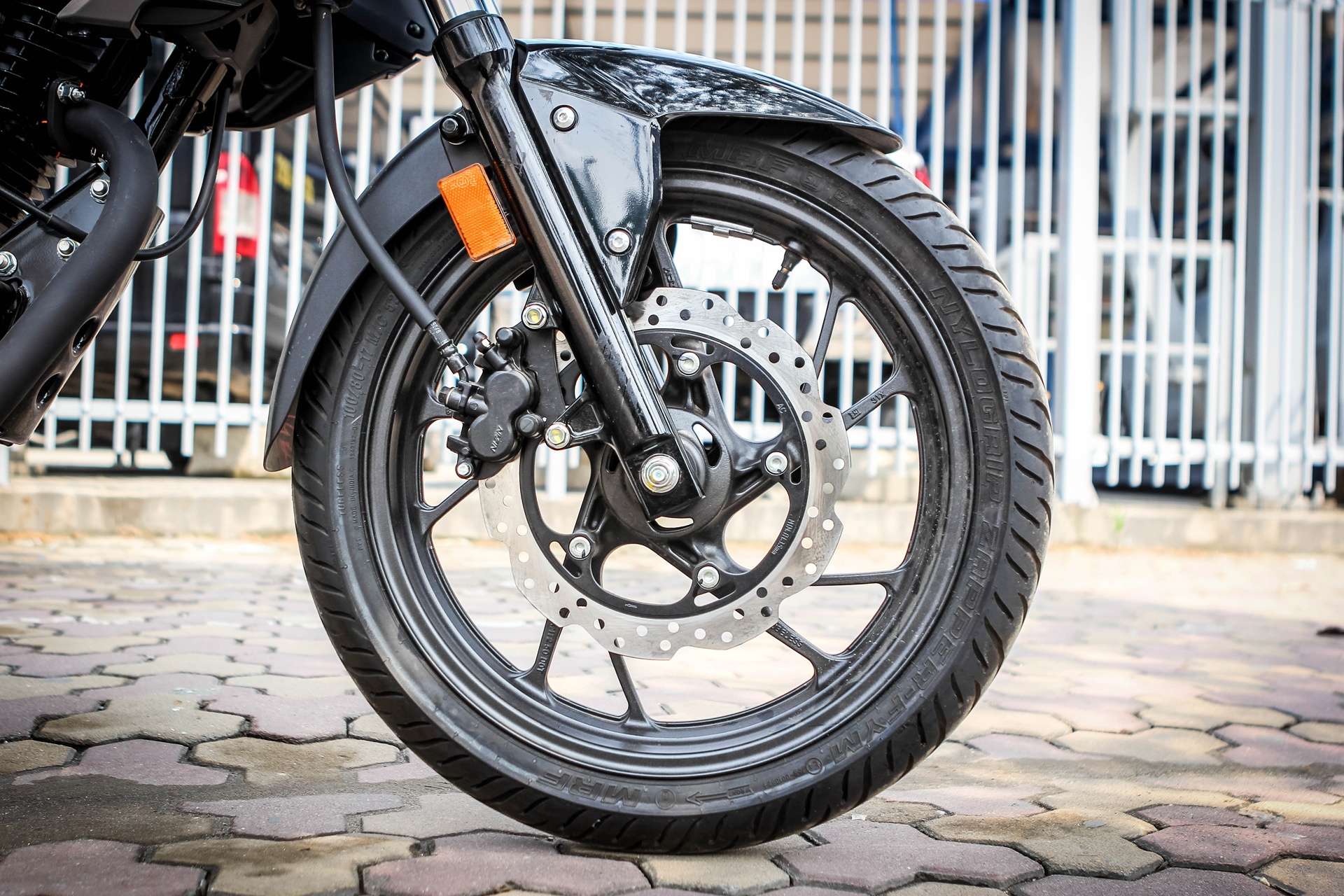 Honda CB Hornet 160R tai Viet Nam anh 6