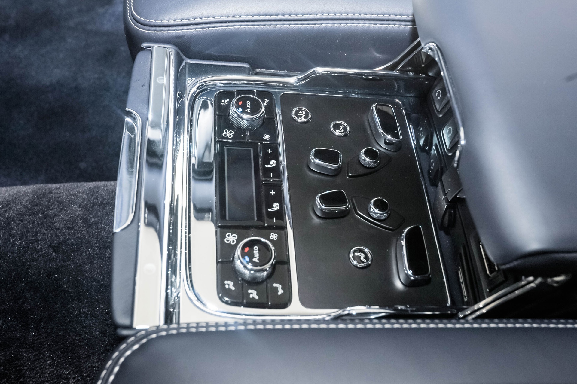 Bentley Mulsanne Speed xanh duong anh 9