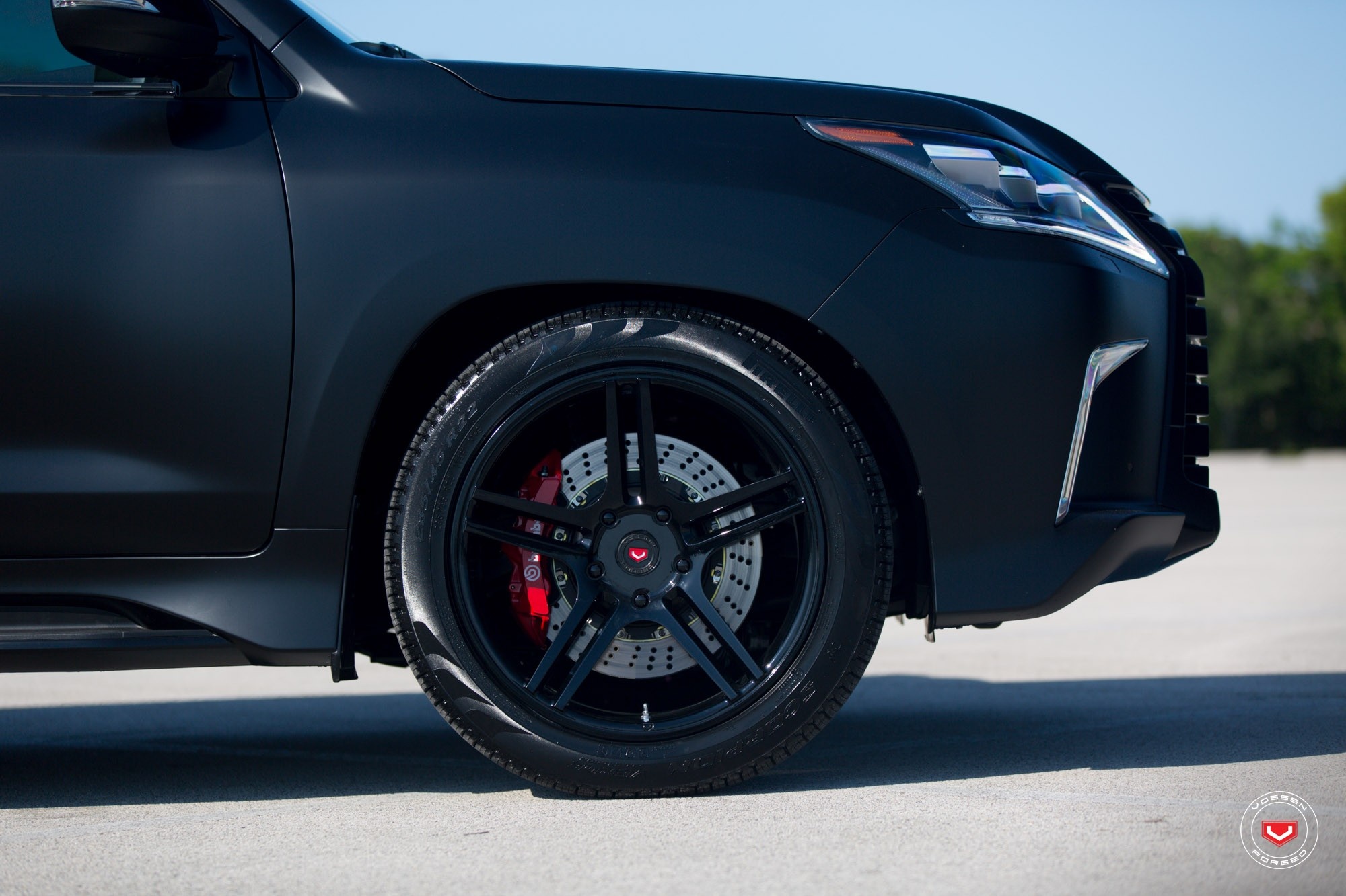 Lexus LX570 2016 do anh 6