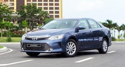 Toyota trieu hoi hon 2.000 chiec Camry tai Viet Nam hinh anh