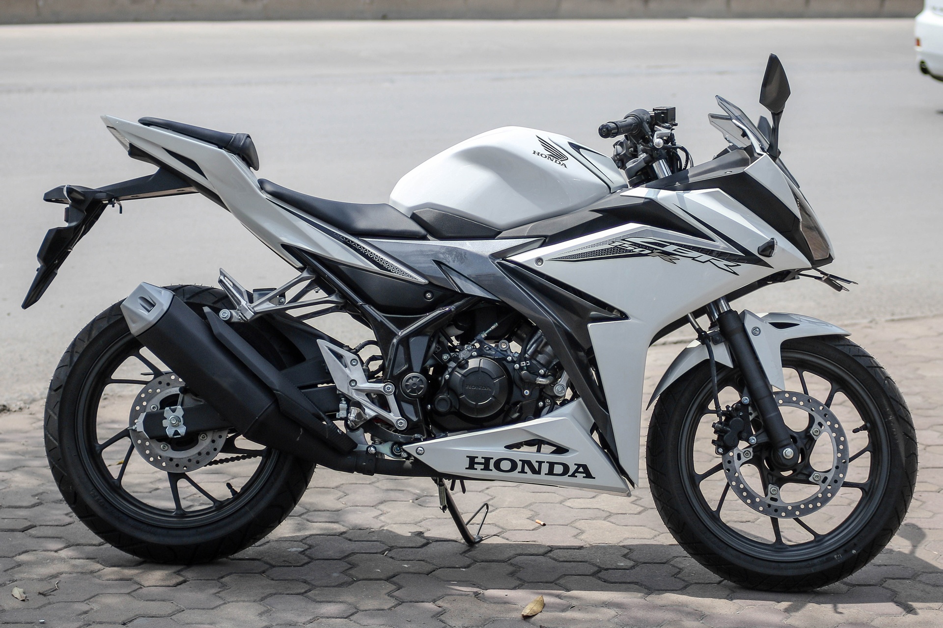 Honda CBR150R 2016 tai Ha Noi anh 2