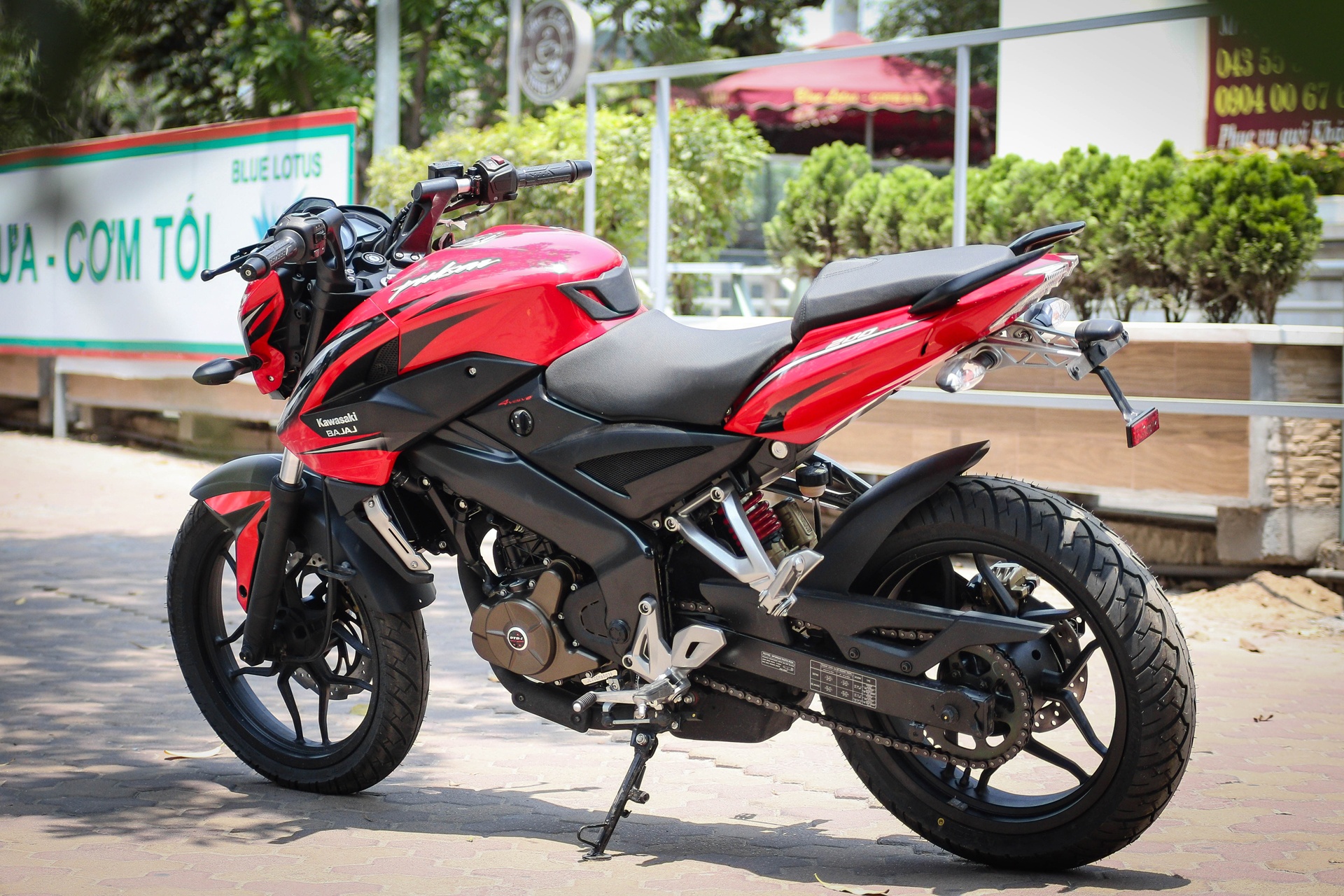 Kawasaki Bajaj 200NS tai Ha Noi anh 14