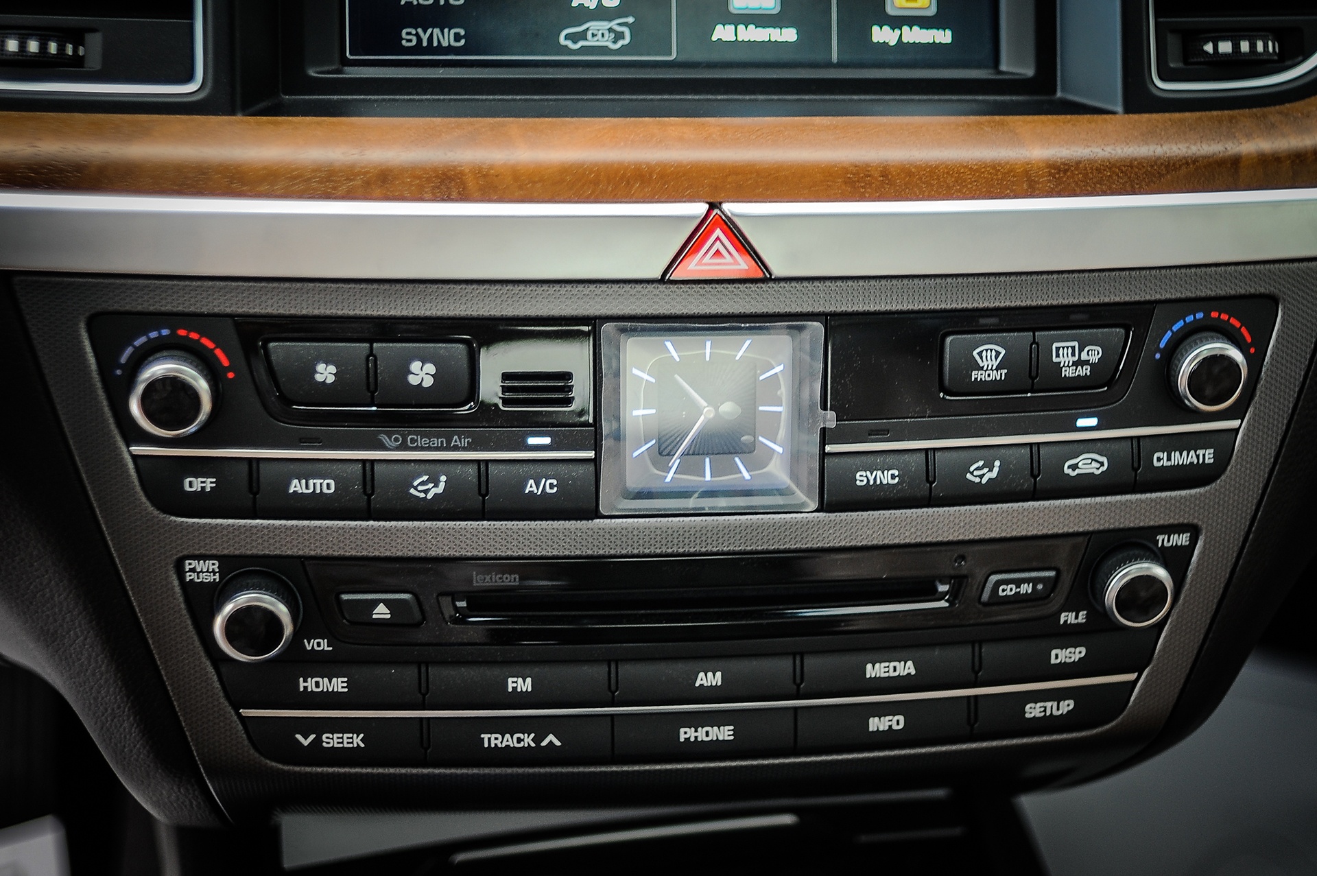 Hyundai Genesis sedan 2016 tai Ha Noi anh 11