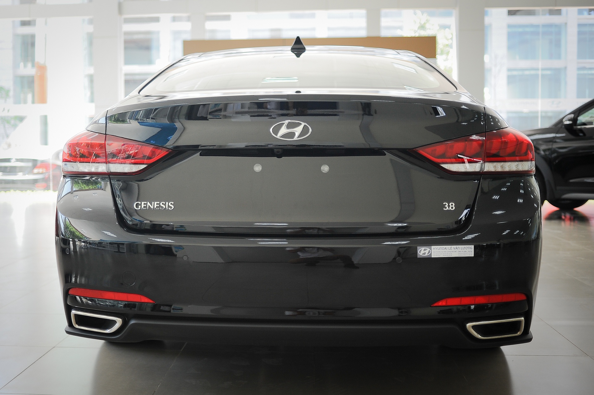 Hyundai Genesis sedan 2016 tai Ha Noi anh 5