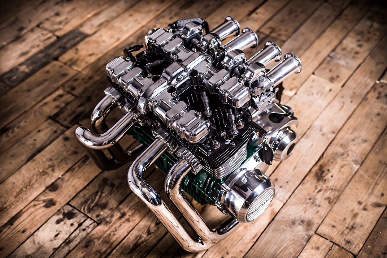 xe do dung dong co Kawasaki Z1000 anh 9