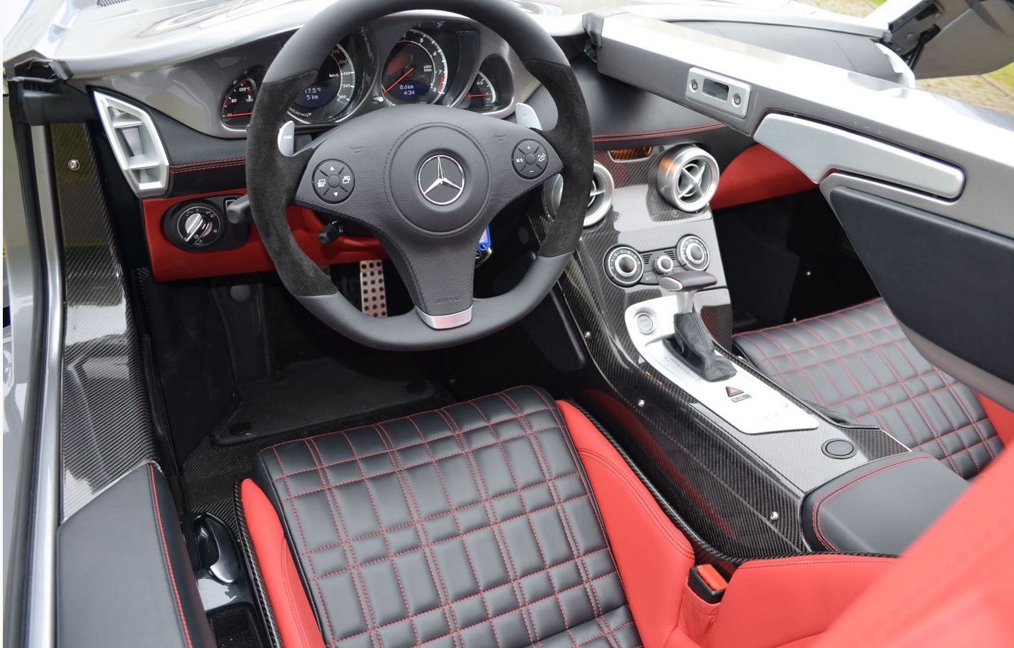 Mercedes-Benz SLR McLaren gia 4 trieu euro anh 4