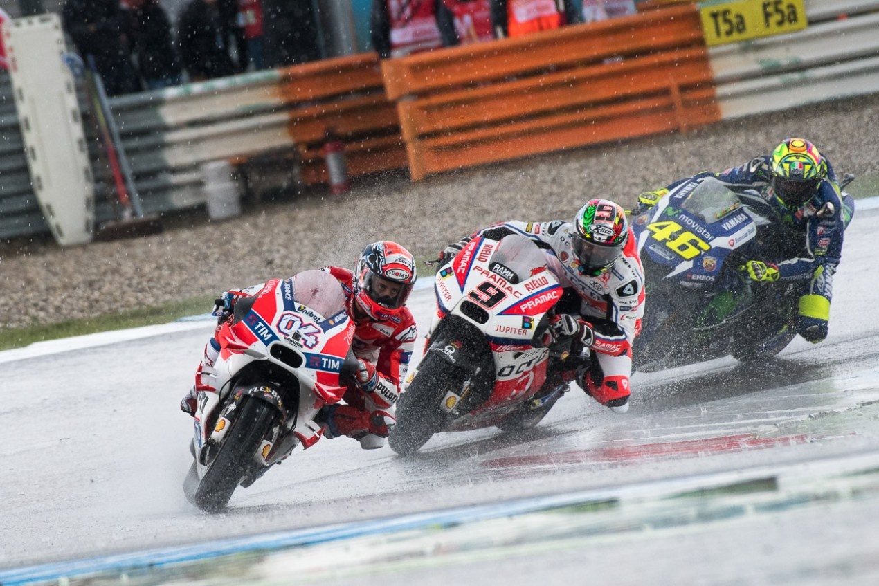 MotoGP 2016 chặng 8 ảnh 2 MotoGP 2016 chang 8 anh 2