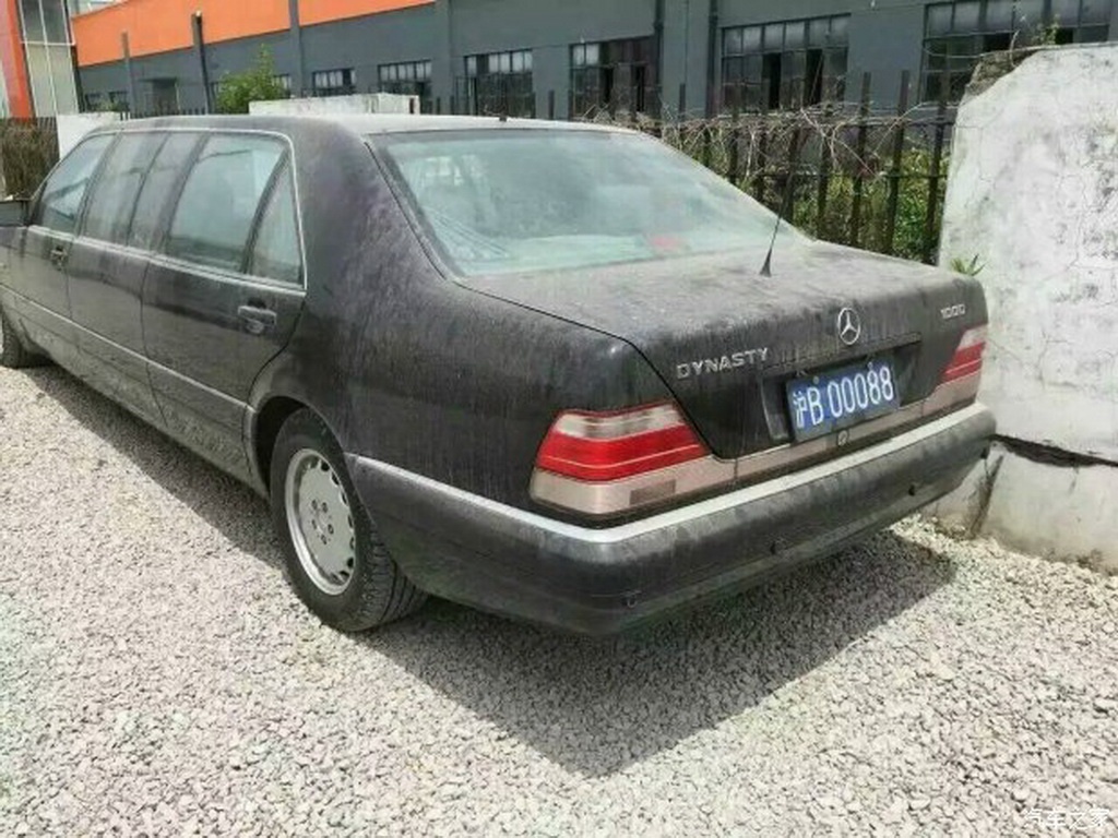 Thanh ly xe sang gia re anh 5