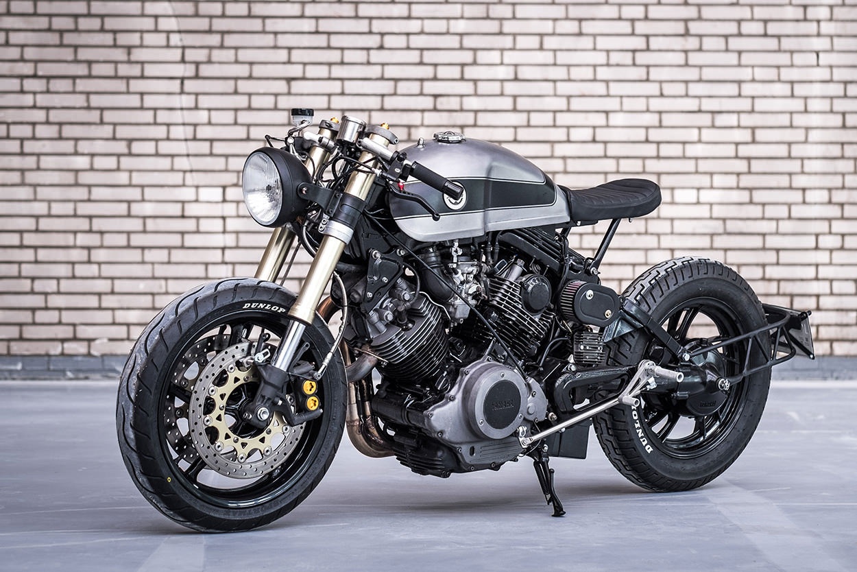 Moto Yamaha 750 phan khoi do bat mat hinh anh