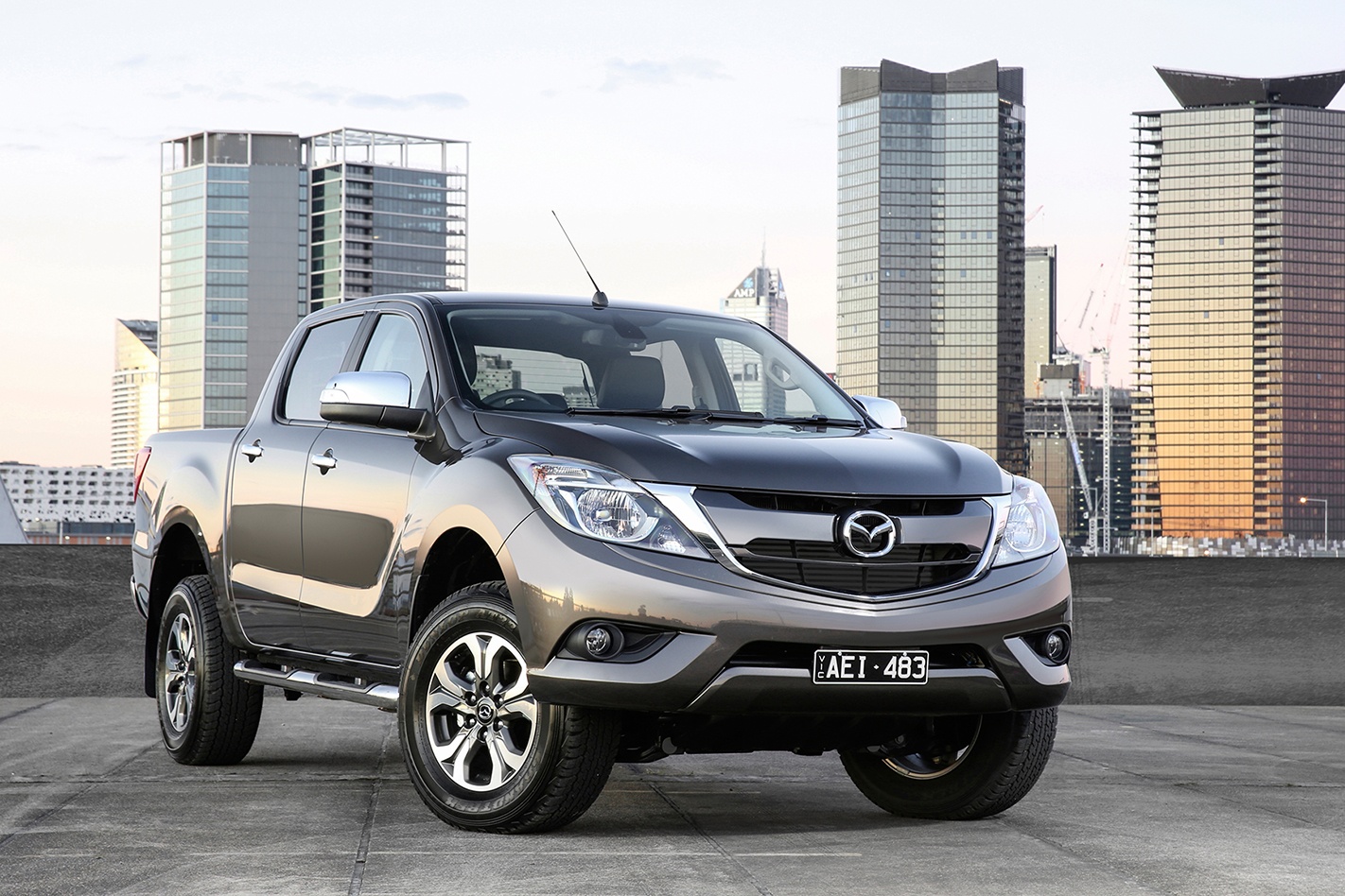 Mazda BT-50 moi phat trien tu Isuzu D-Max hinh anh