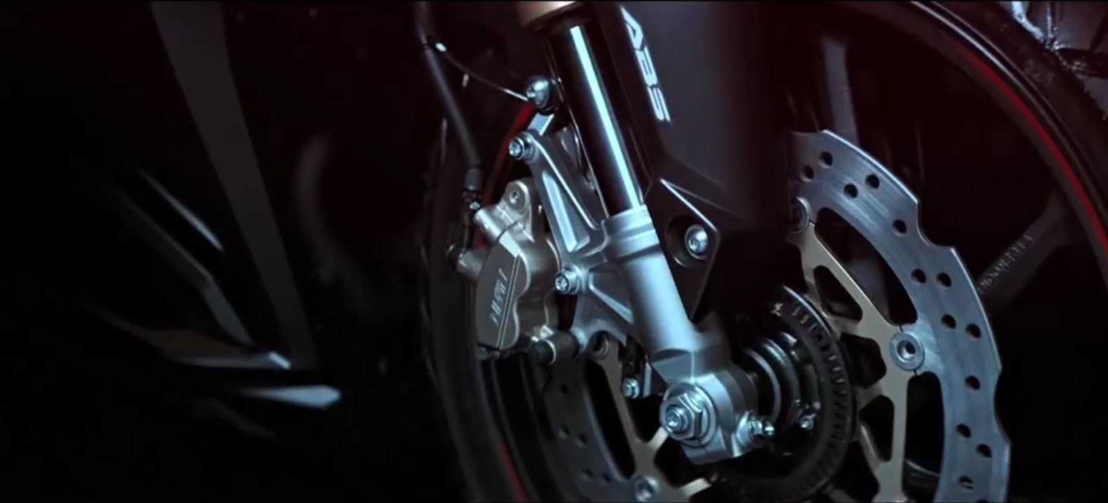 Honda CBR250RR 2016 lo dien anh 3