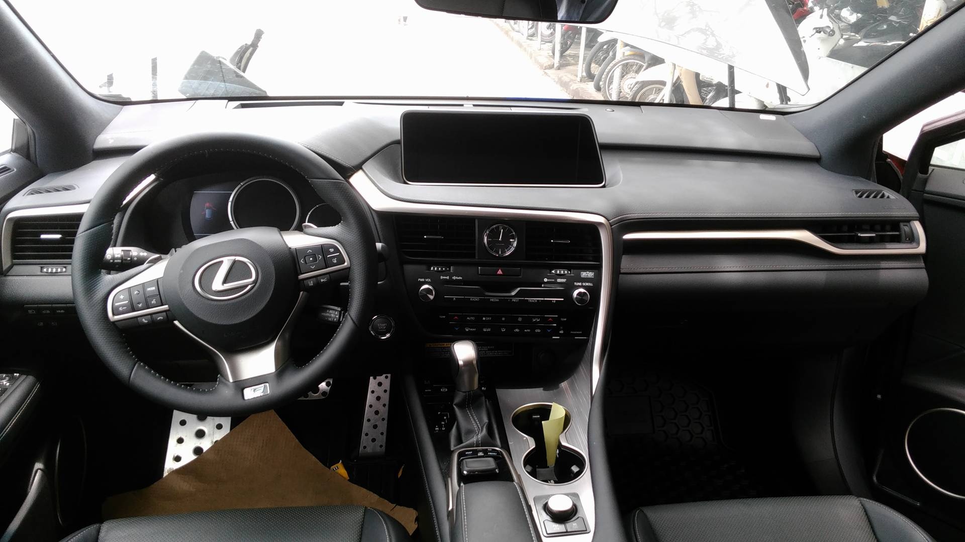 RX350 F-Sport 2016 về Việt Nam ảnh 2 RX350 F-Sport 2016 ve Viet Nam anh 2