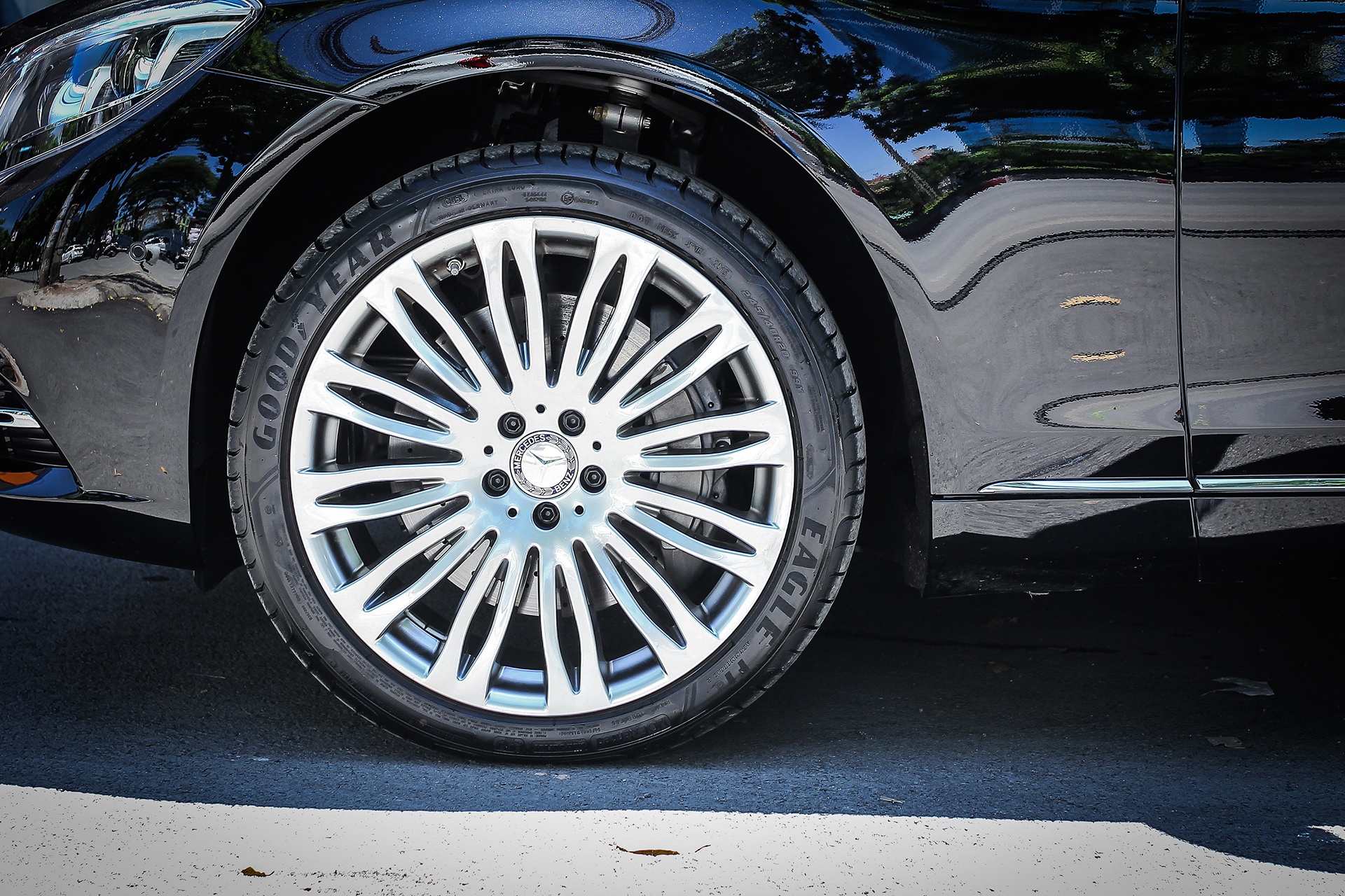 Mercedes Maybach S500 tại Hà Nội ảnh 14 Mercedes Maybach S500 tai Ha Noi anh 14