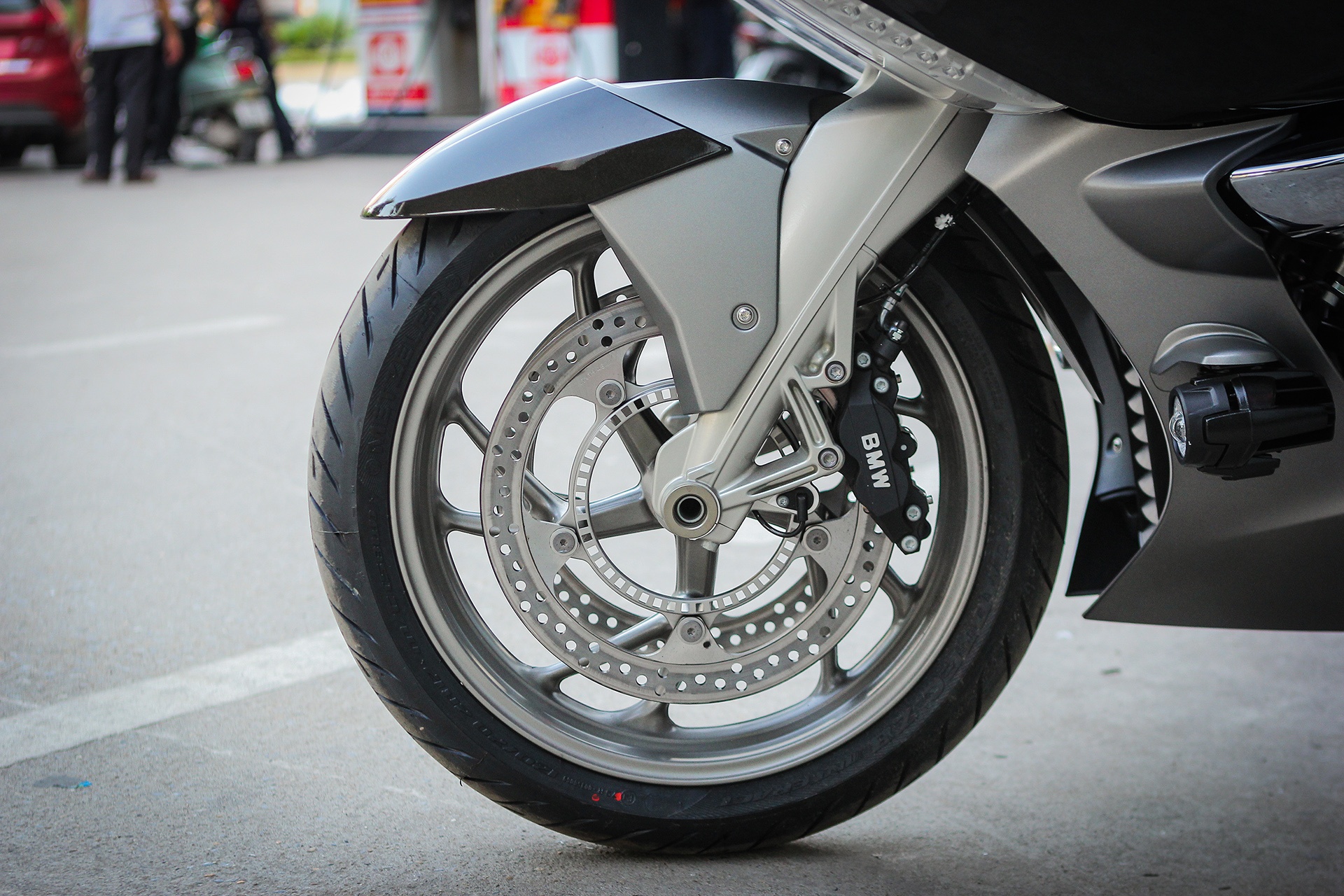 BMW K1600 GTL Exclusive tai Ha Noi anh 8