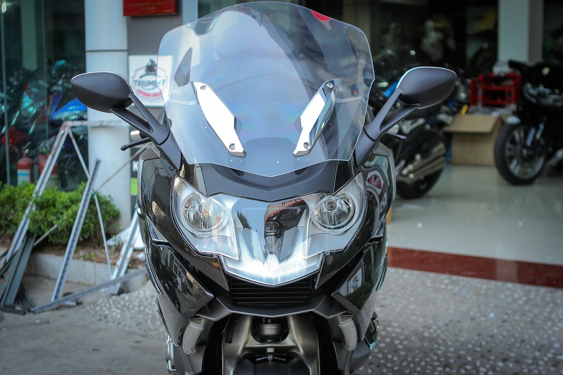 BMW K1600 GTL Exclusive tai Ha Noi anh 3