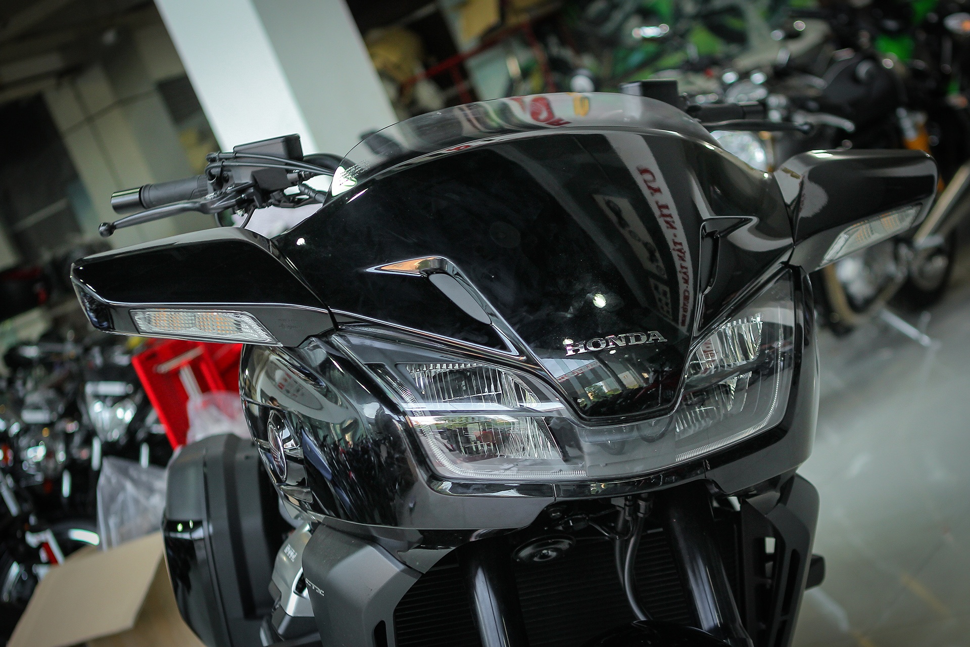 Honda CTX1300 ABS tai Viet Nam anh 3