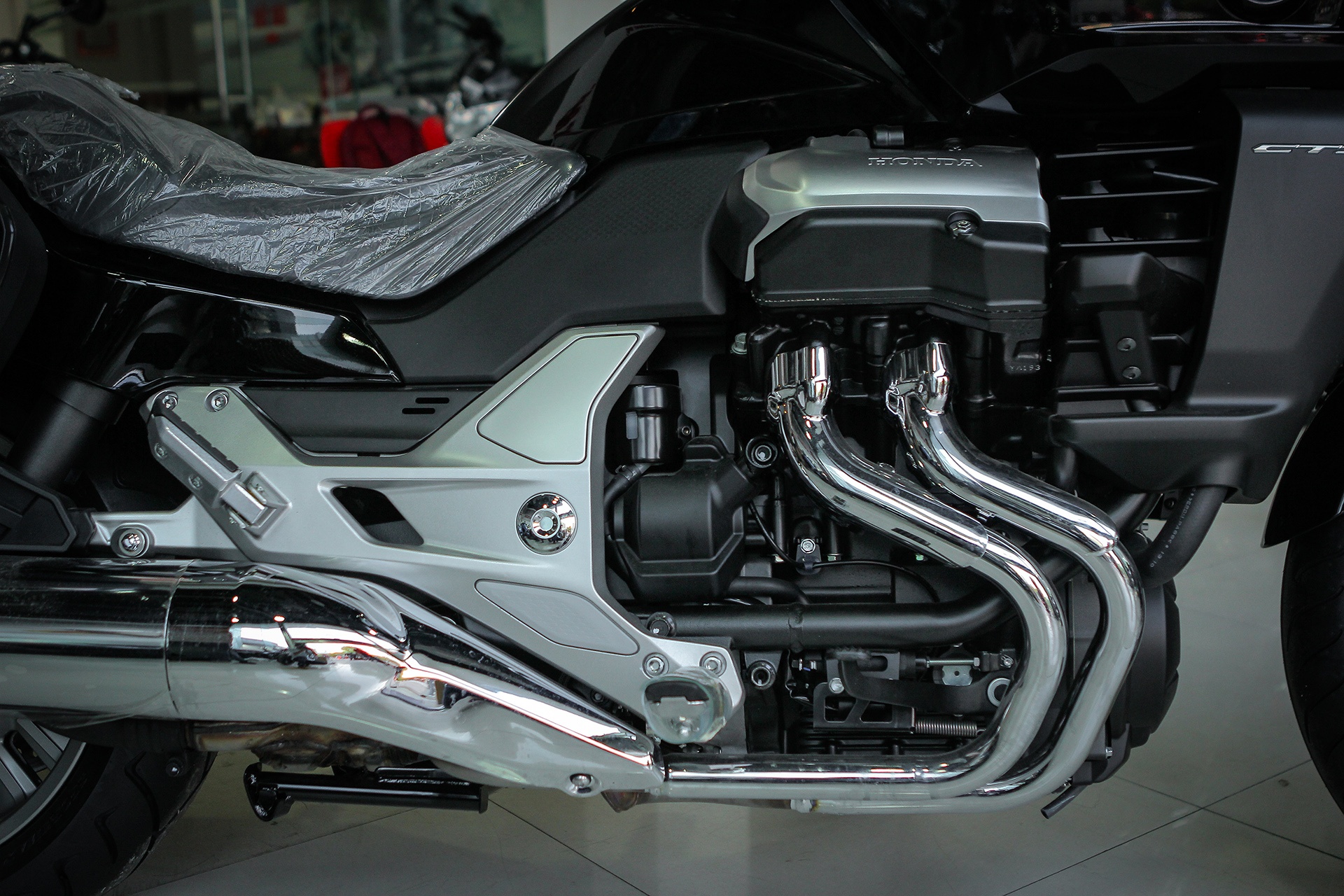 Honda CTX1300 ABS tai Viet Nam anh 10