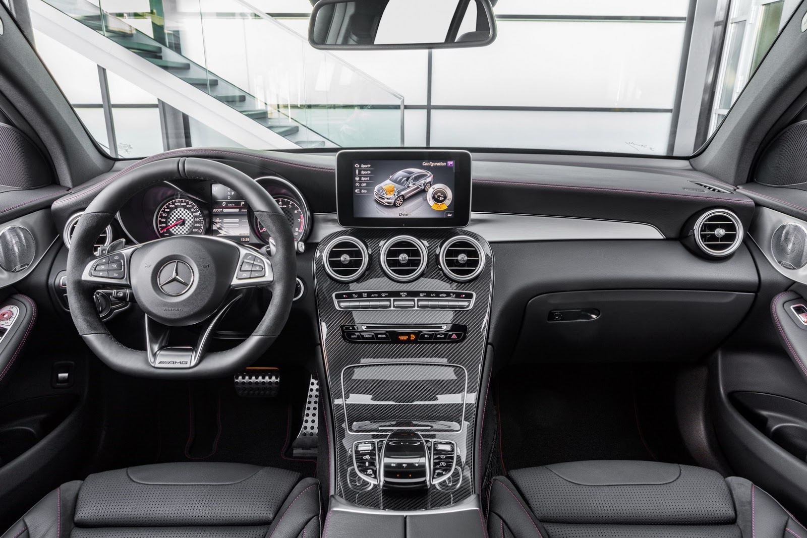 Mercedes-AMG GLC 43 4Matic Coupe trinh lang anh 7